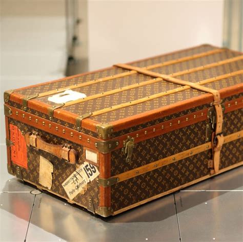 does louis vuitton sell trunks reddit|how to find a Louis Vuitton.